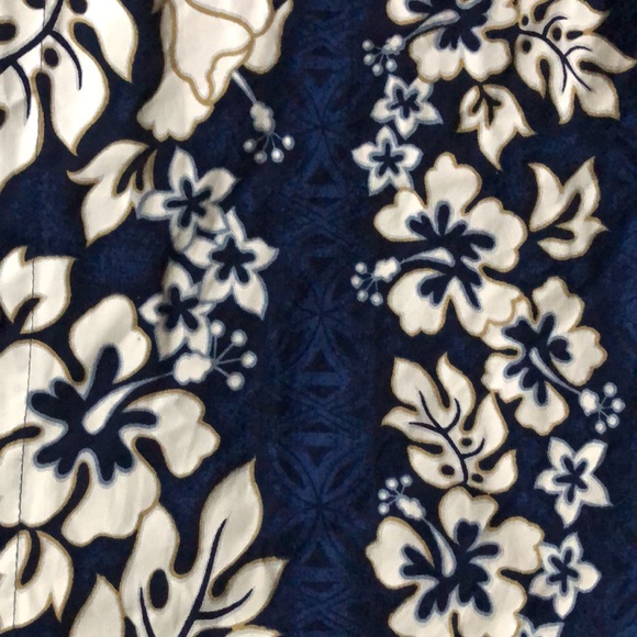 Vintage Tiki Shirt - Picture 4 of 8